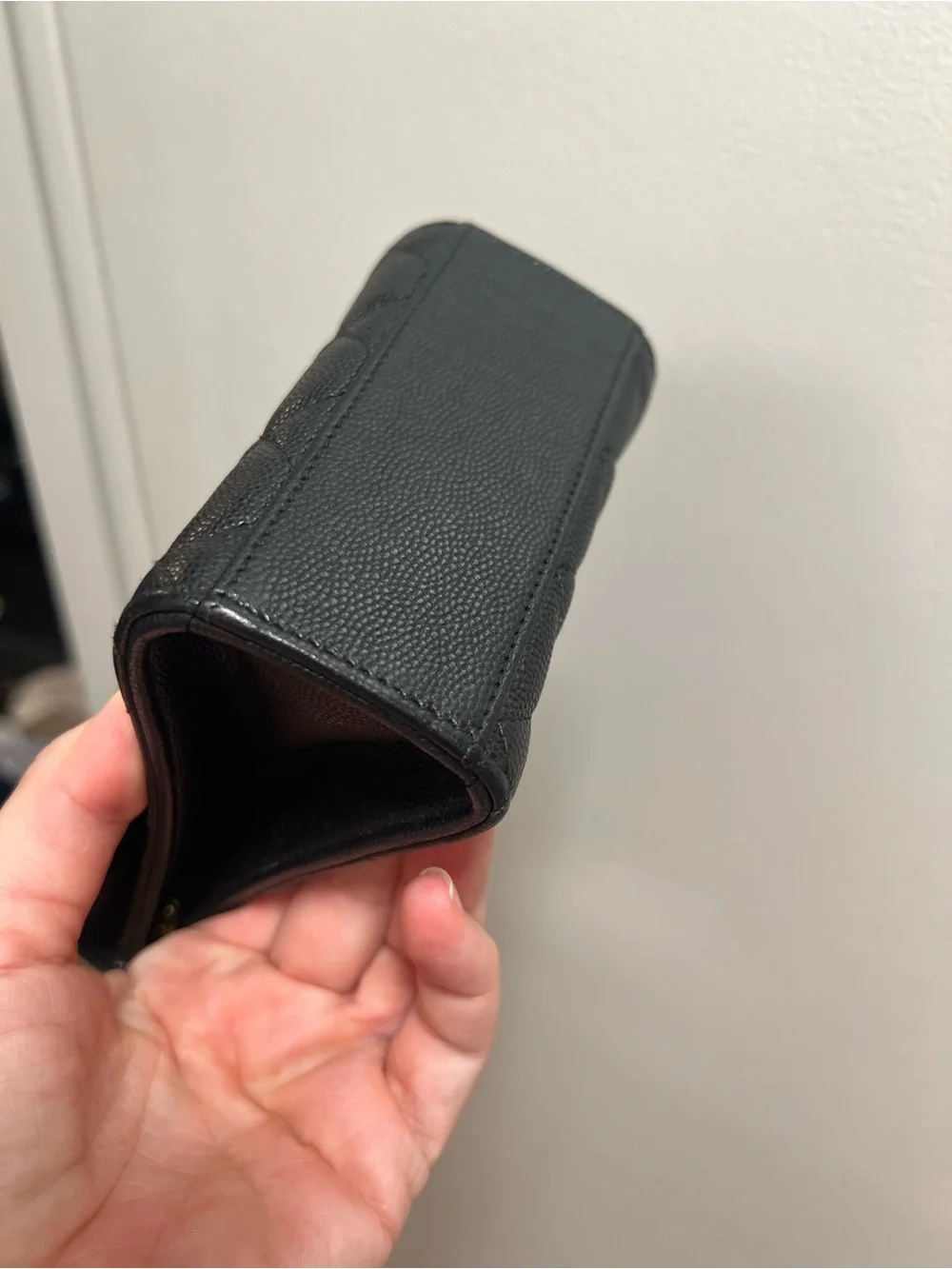 CHANEL Golden Class Phone Holder